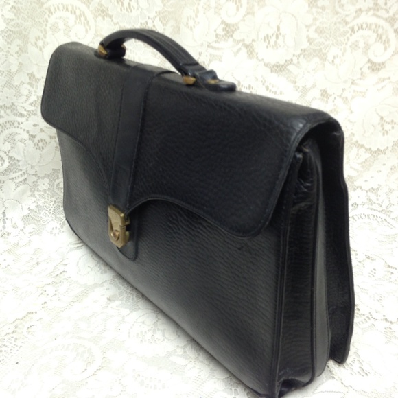 Authentic Burberrry Uni-sexBlack Leather Briefcase - Picture 4 of 8